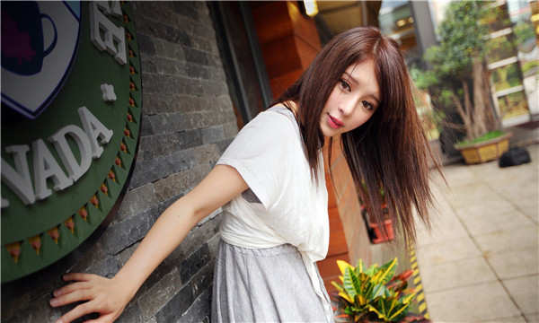 梨树想找一个女性生孩子给报酬-｛找个女人生孩子多少钱｝